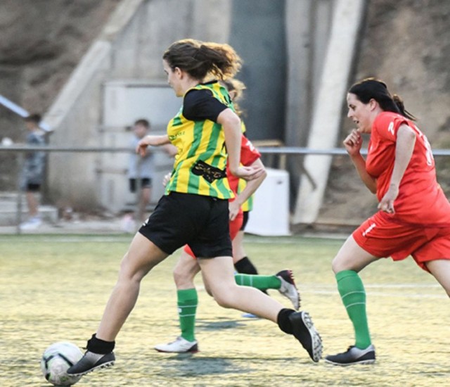 Empieza la primera liga de veteranas de fútbol 7 de la comarca impulsada por el Consell Esportiu del Baix Llobregat